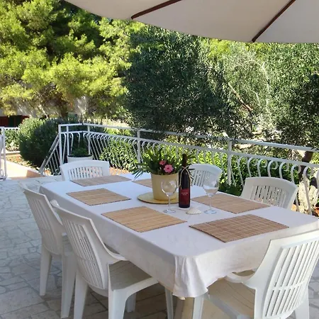 By The Sea Mirca, Brac - 2853 Apartment Supetar