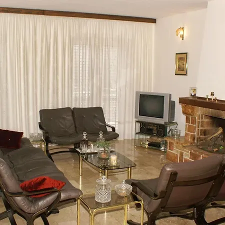 Apartment By The Sea Mirca, Brac - 2853