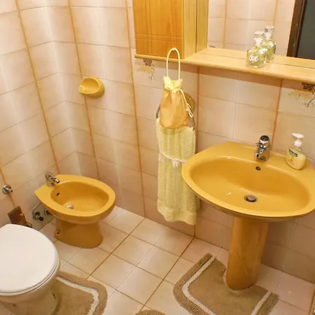 By The Sea Mirca, Brac - 2853 Apartment *